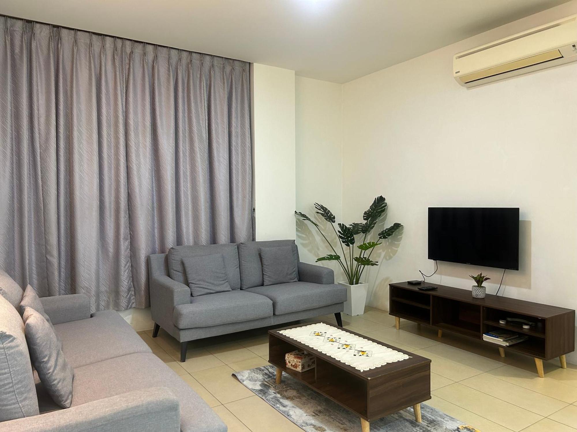 Roxy Apartment Kuching Ngoại thất bức ảnh
